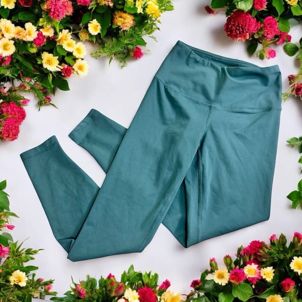 Yogalicious Lux Green Athletic Leggings Sz XS Laurel Wreath 24" Inseam Soft